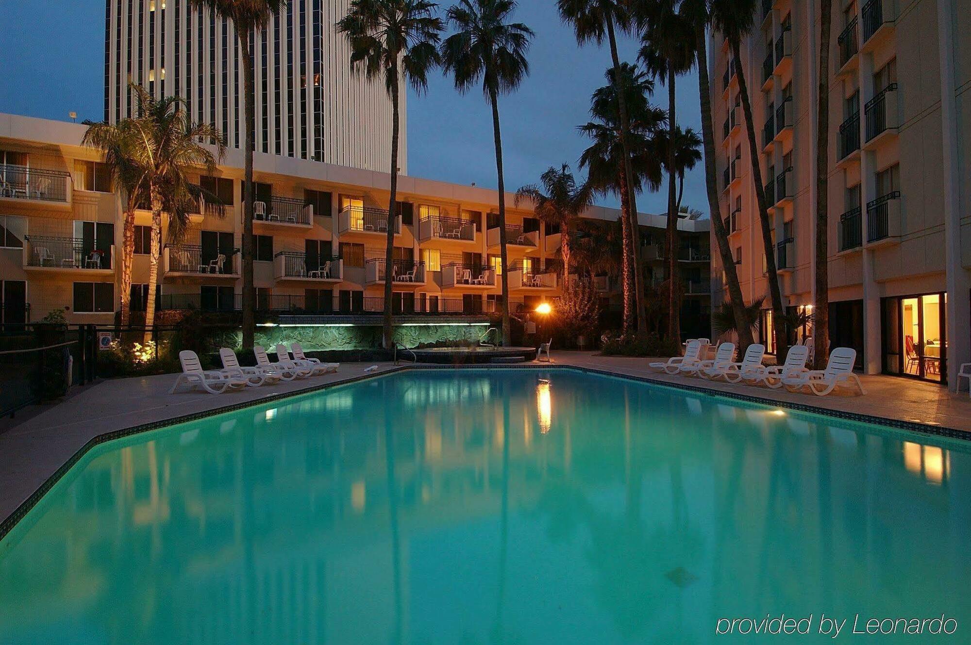 Hilton Garden Inn Phoenix Midtown Extérieur photo